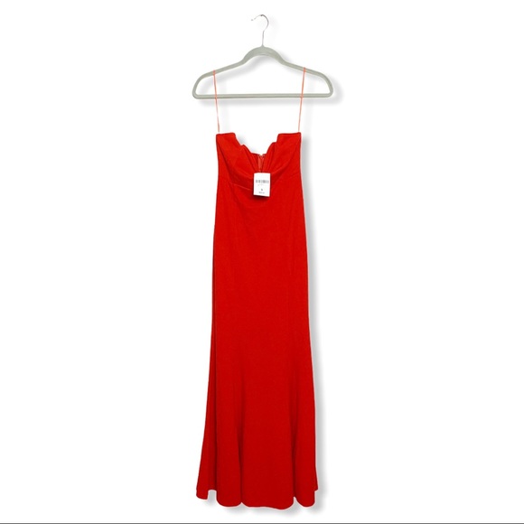 Forever 21 Dresses & Skirts - Forever 21 Strapless V Neck Maxi Dress Red Small